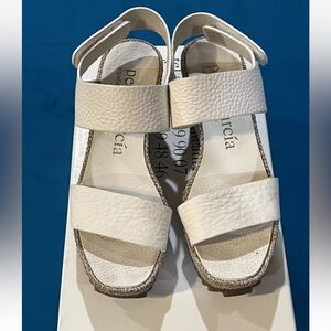 Pedro Garcia White 38 Platform Sandals